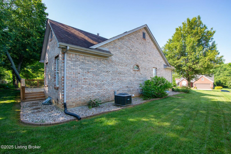 Listing Image 52