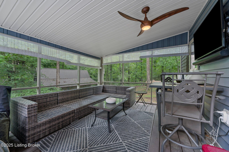 Listing Image 22