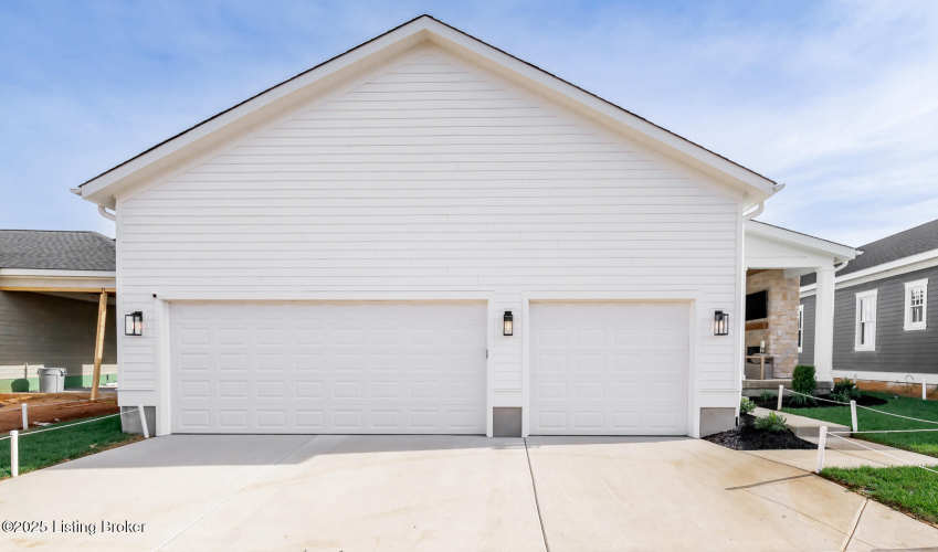 Listing Image 124