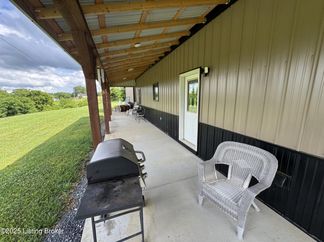 Listing Image 43