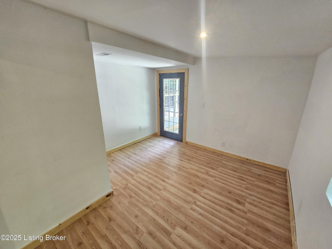 Listing Image 55