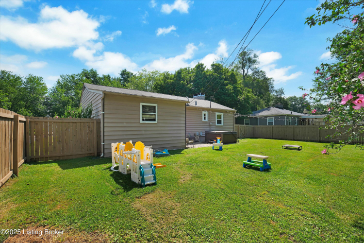 Listing Image 38