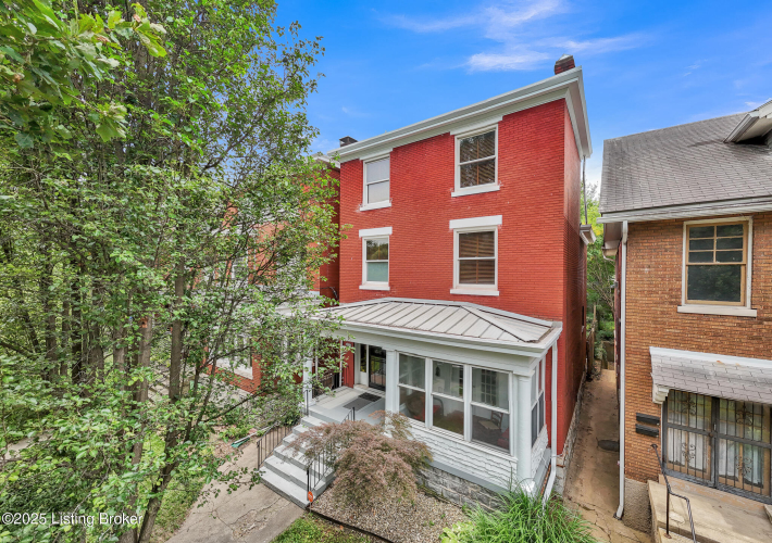 Listing Image 3