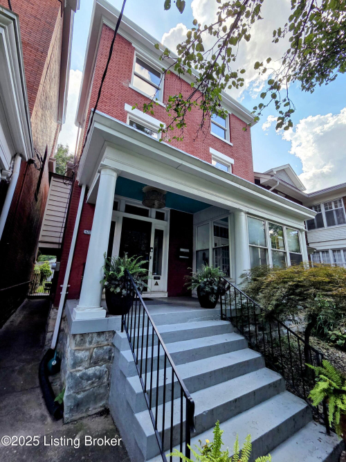 Listing Image 6