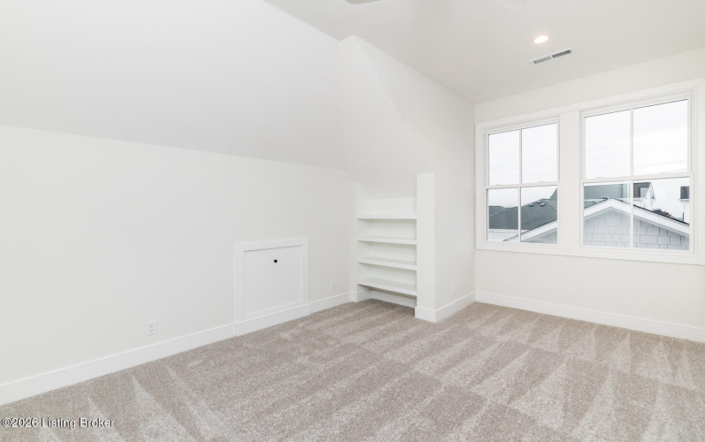 Listing Image 52