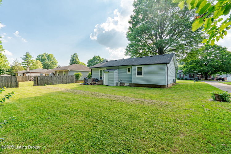 Listing Image 28