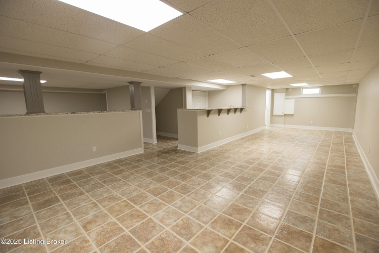 Listing Image 55