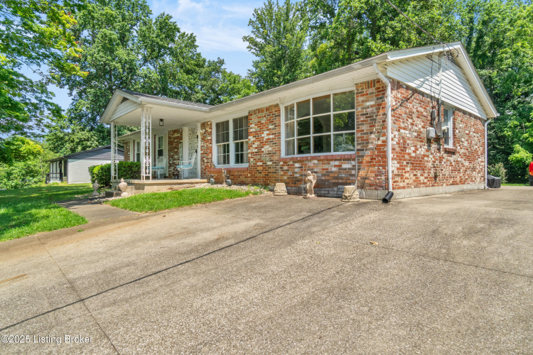 Listing Image 35