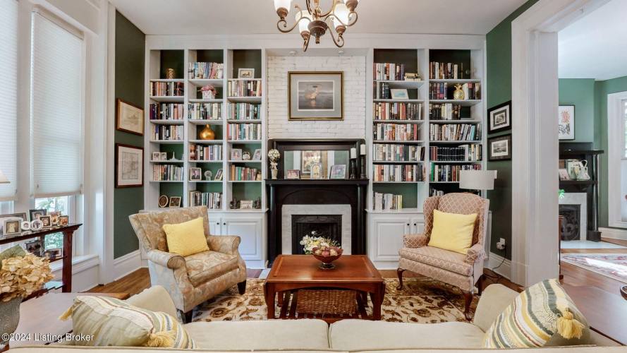 Listing Image 12