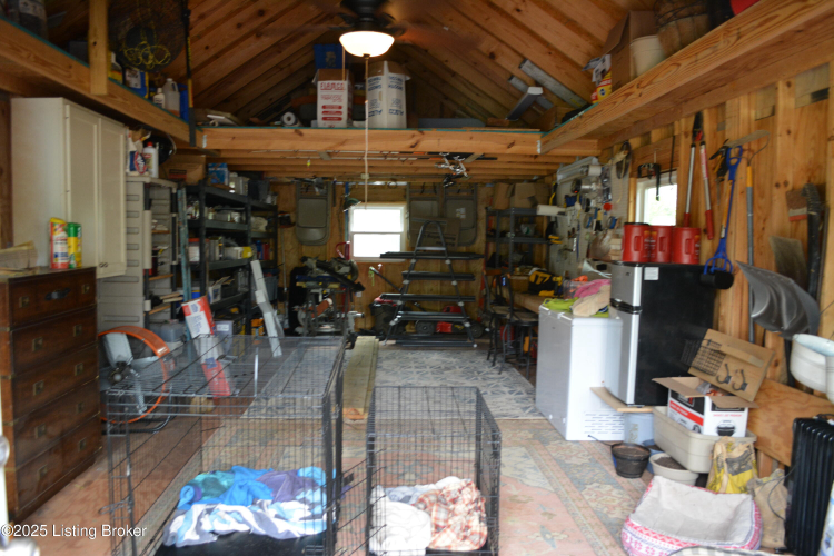 Listing Image 44