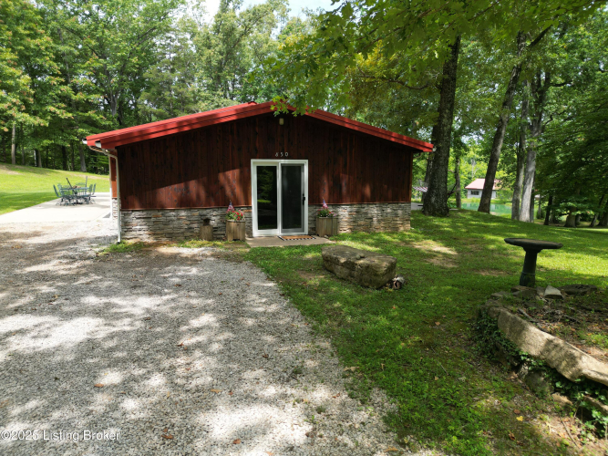 Listing Image 42