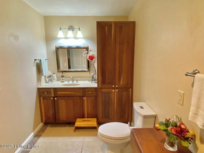 Listing Image 51