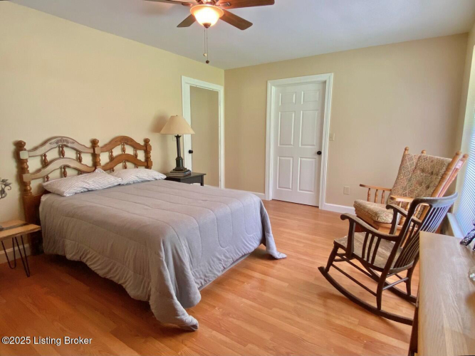 Listing Image 55