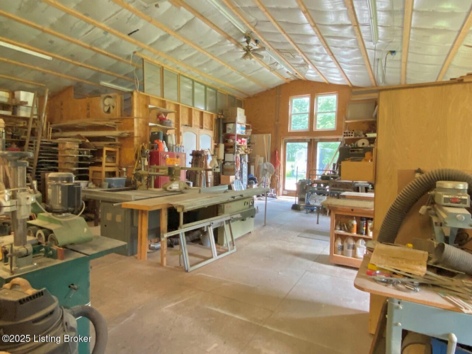 Listing Image 71