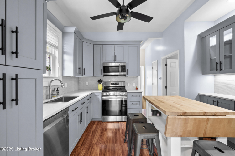 Listing Image 15