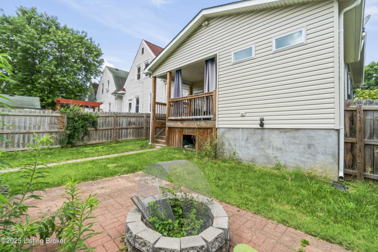 Listing Image 43