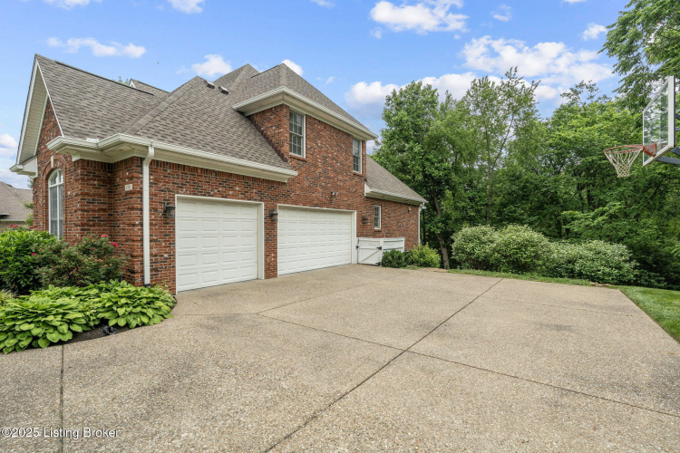 Listing Image 57