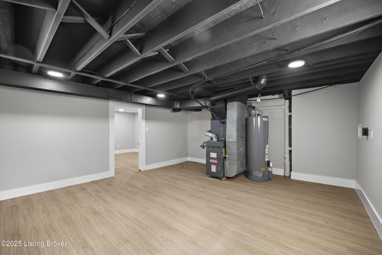 Listing Image 31