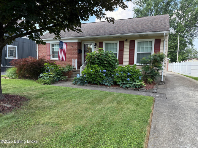 Listing Image 3