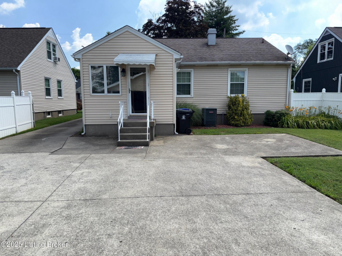 Listing Image 28