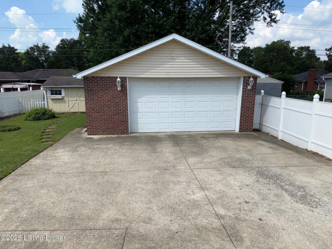 Listing Image 31