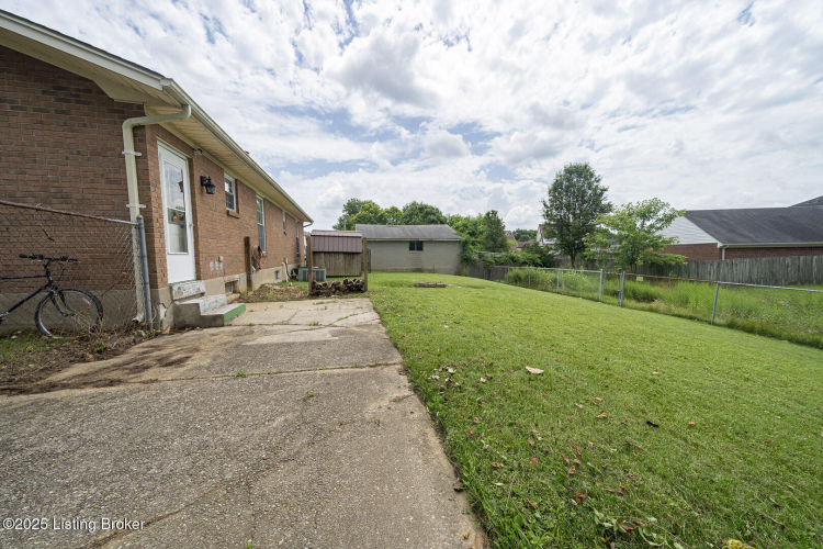 Listing Image 23