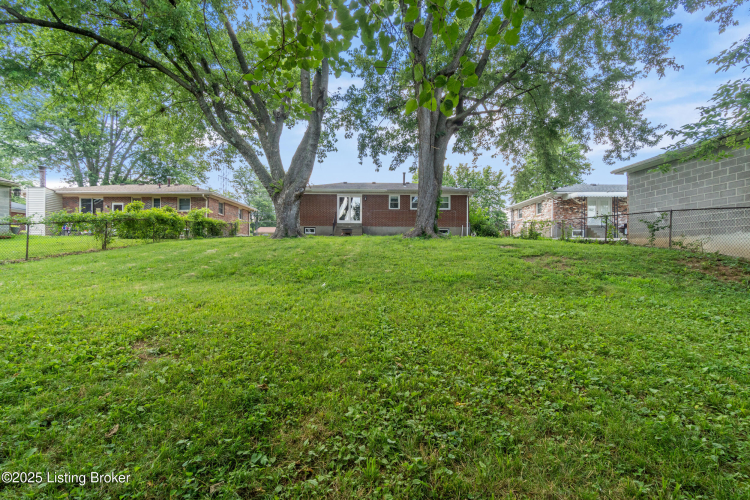 Listing Image 44