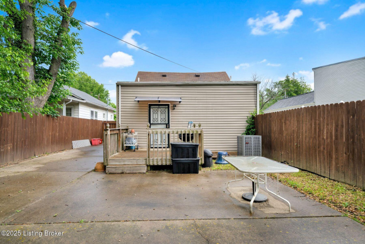 Listing Image 20