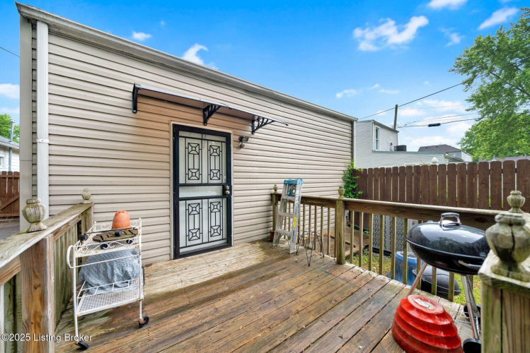 Listing Image 21