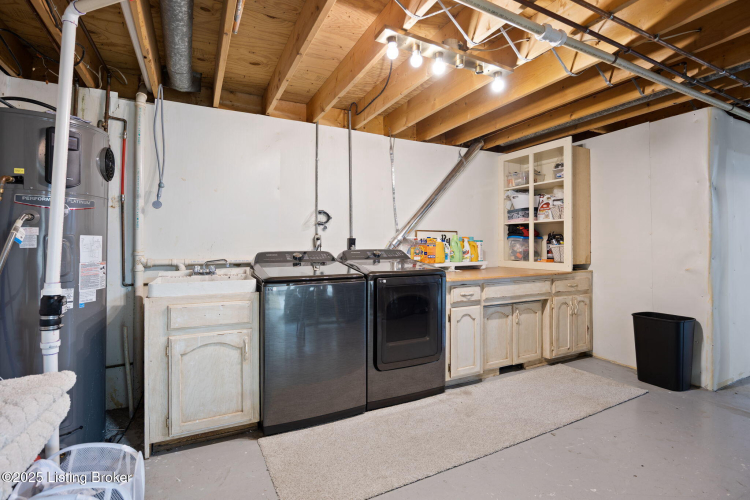 Listing Image 45