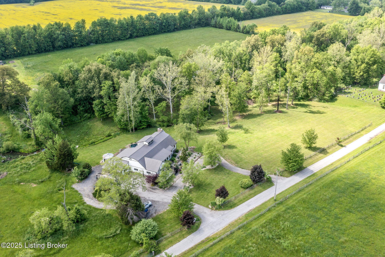 Listing Image 58