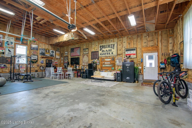 Listing Image 31