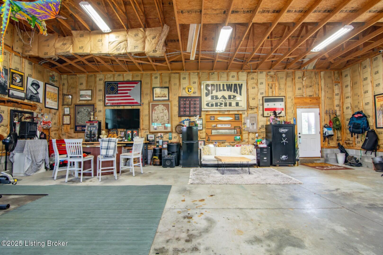 Listing Image 33