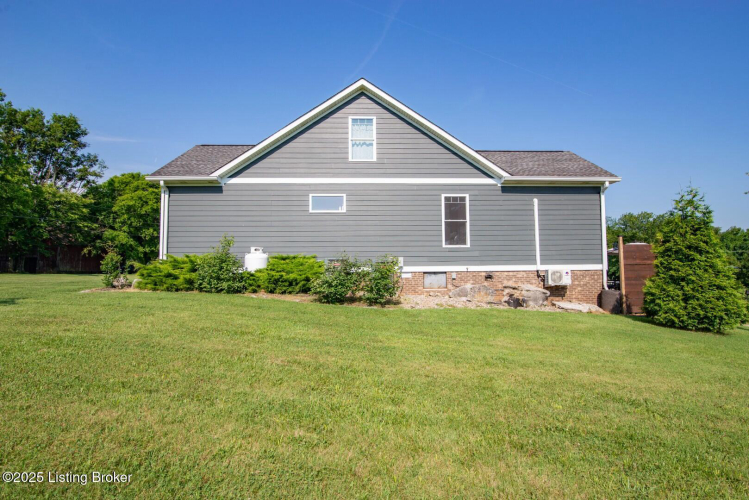 Listing Image 49