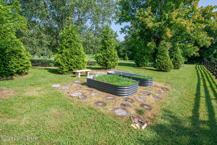Listing Image 58