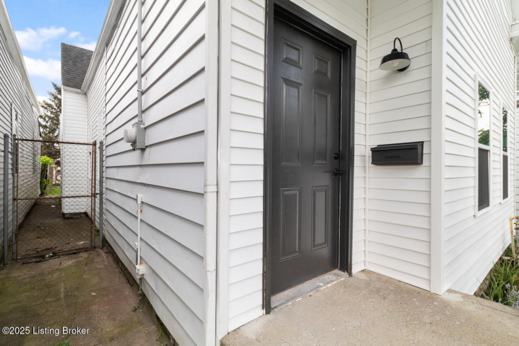 Listing Image 34