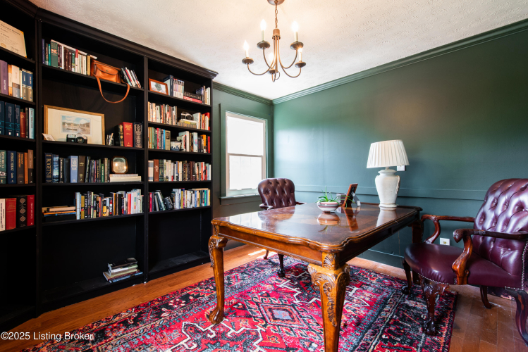 Listing Image 14