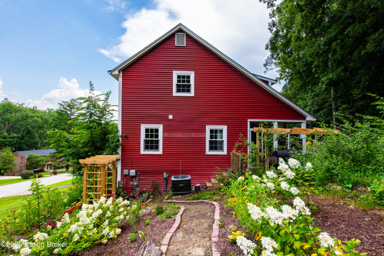Listing Image 34