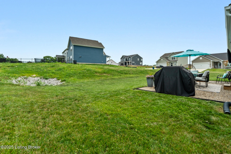 Listing Image 27
