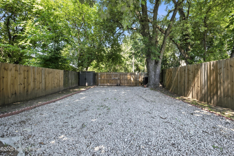 Listing Image 24
