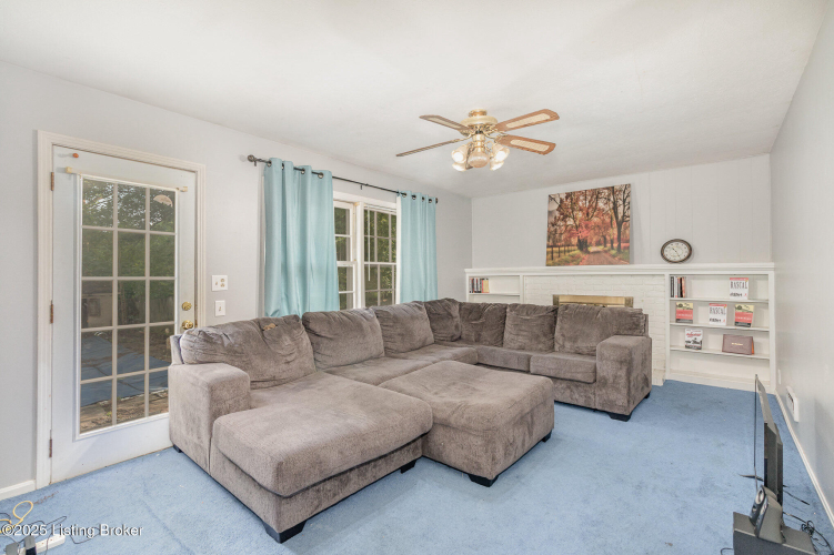 Listing Image 16