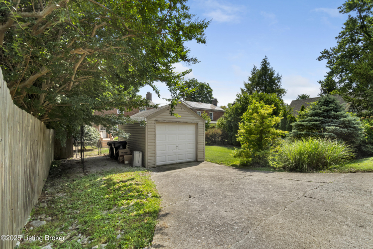 Listing Image 38
