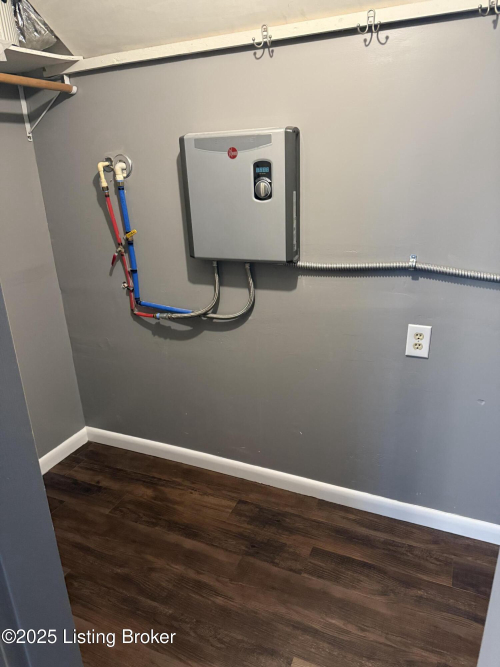 Listing Image 21