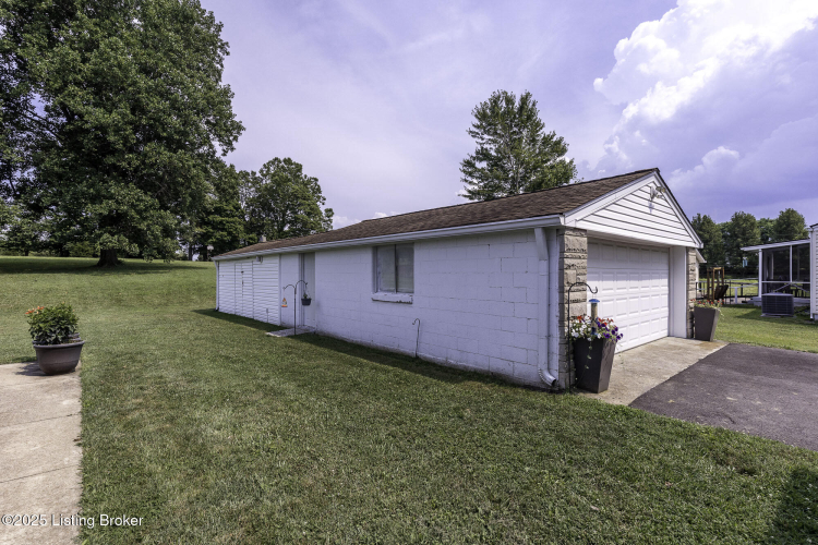 Listing Image 39