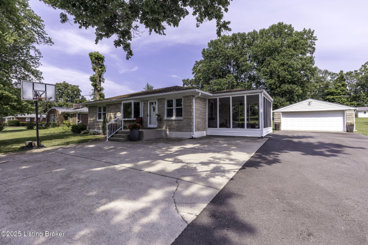 Listing Image 41