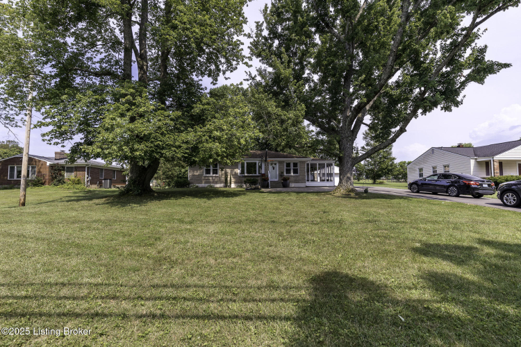 Listing Image 44