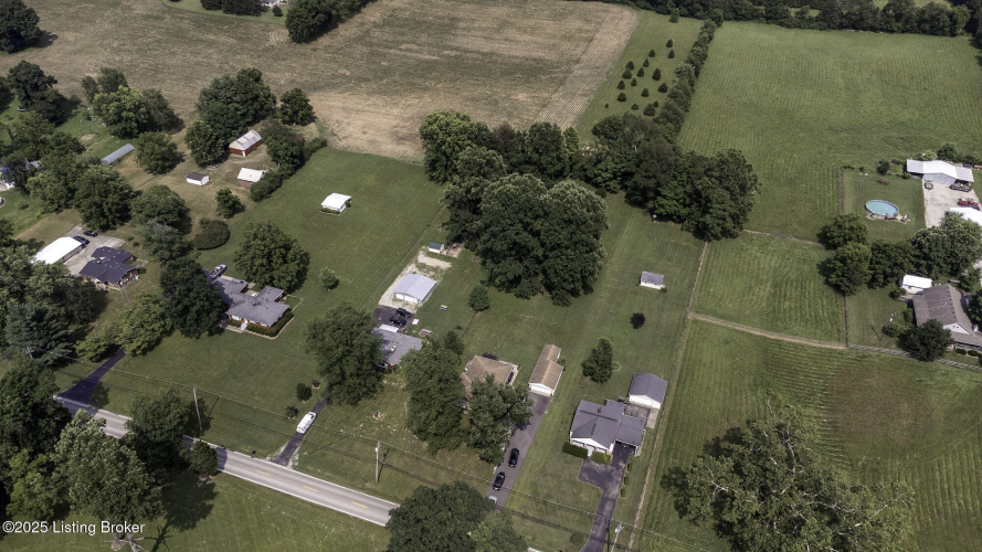 Listing Image 46