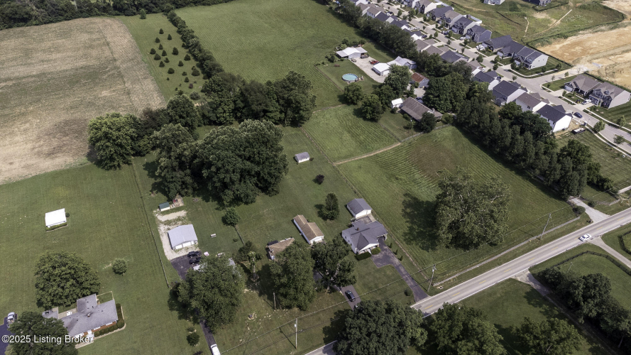 Listing Image 48