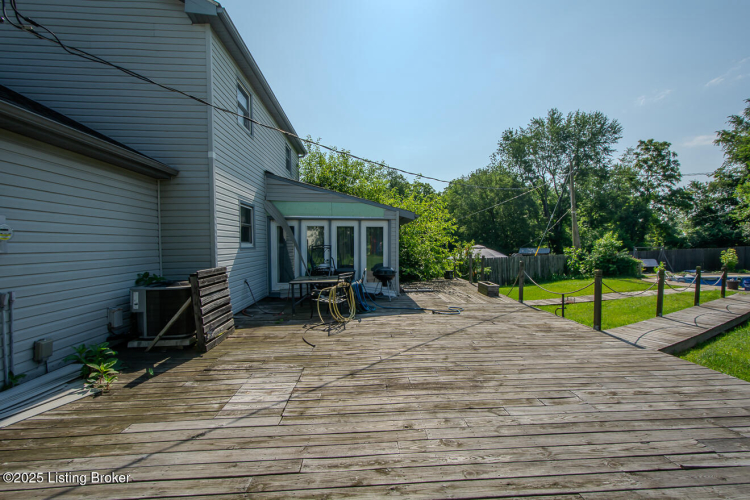 Listing Image 18