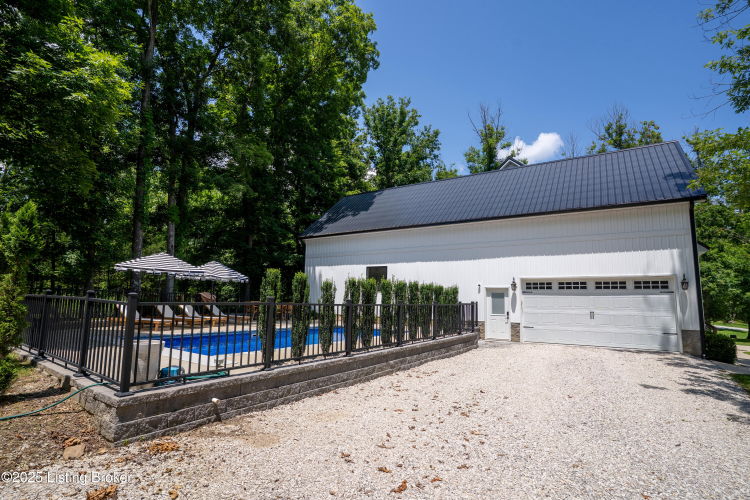Listing Image 51